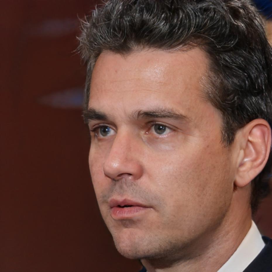 Marcus Thornfield, Senior Financial Analyst and Program Director